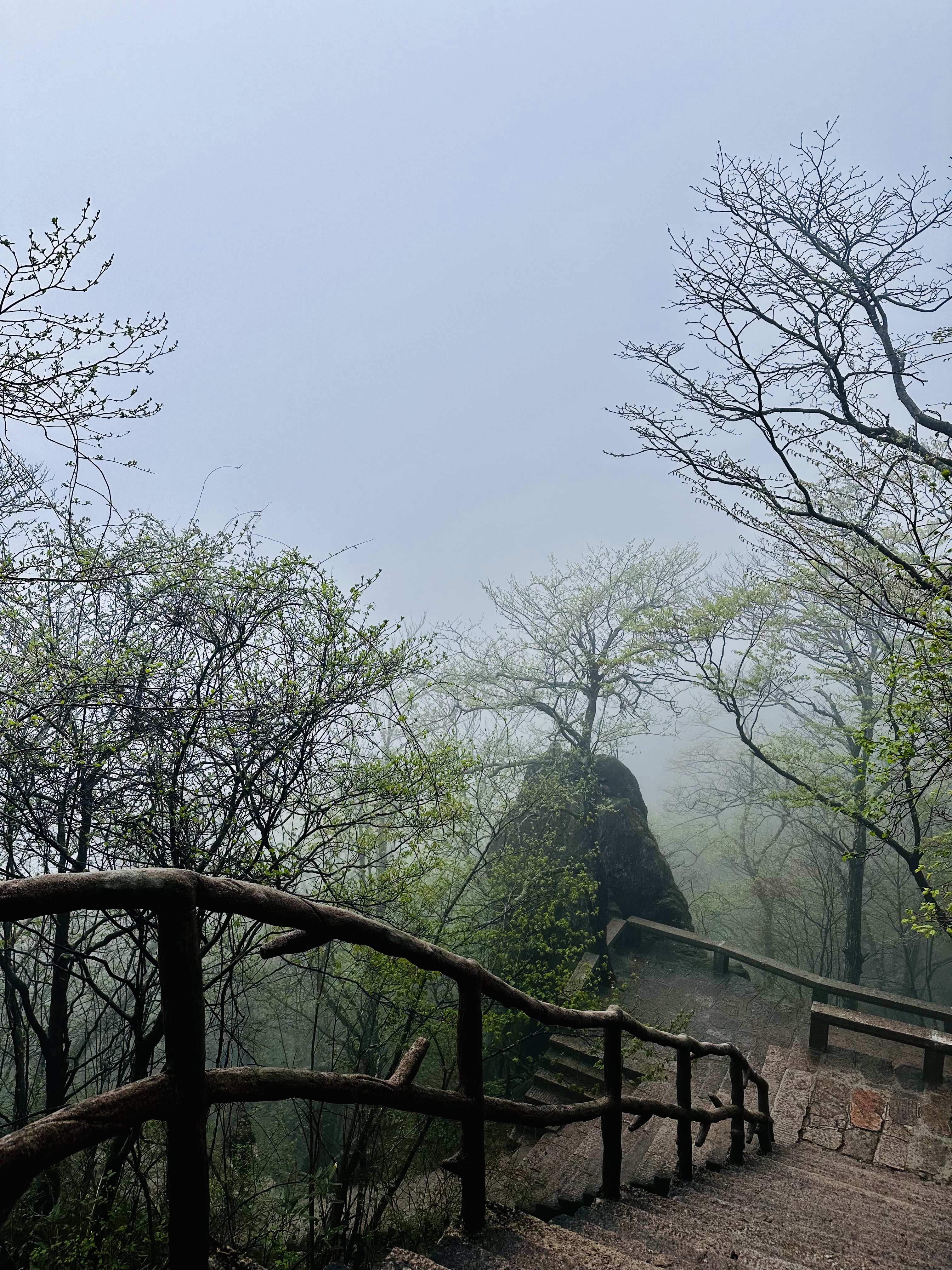 阴雨